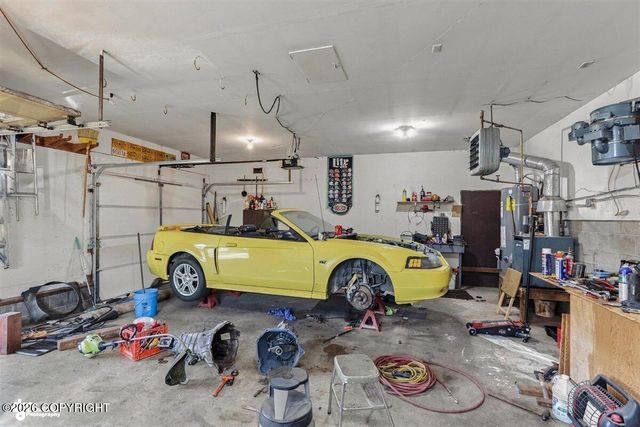 2307 W 32nd Avenue, Anchorage, AK 99517