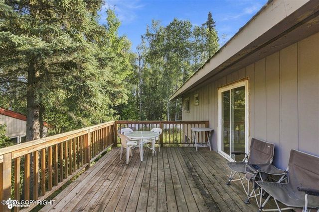 2307 W 32nd Avenue, Anchorage, AK 99517