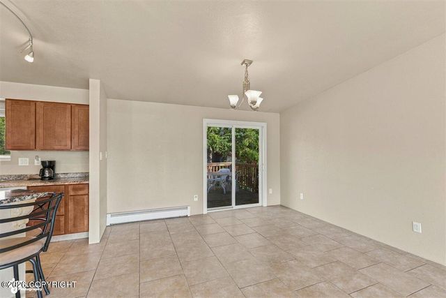 2307 W 32nd Avenue, Anchorage, AK 99517