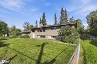 2307 W 32nd Avenue, Anchorage, AK 99517