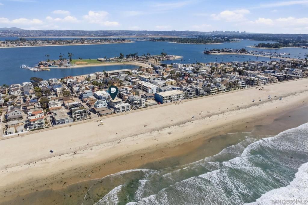 3786 Strandway 2, San Diego, CA 92109 — exterior