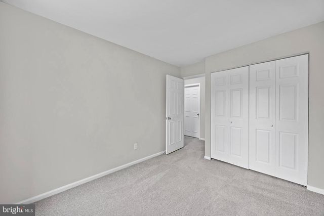 6022 WESTBOURNE PL, Centreville, VA 20120