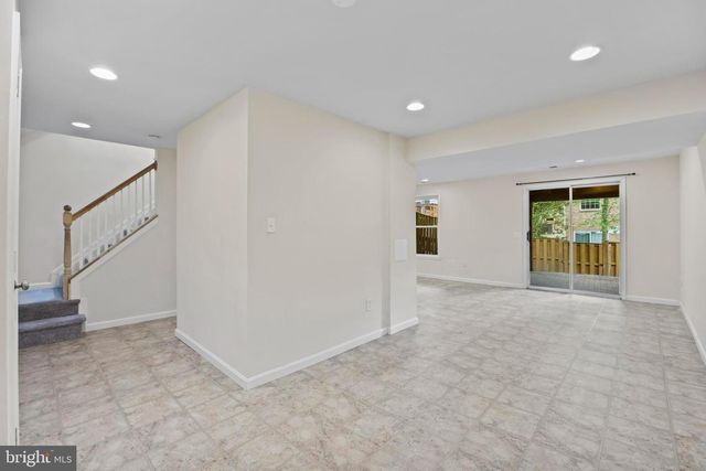 6022 WESTBOURNE PL, Centreville, VA 20120