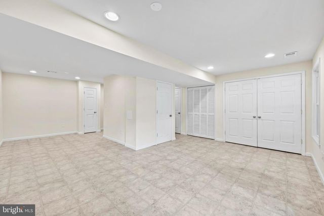 6022 WESTBOURNE PL, Centreville, VA 20120