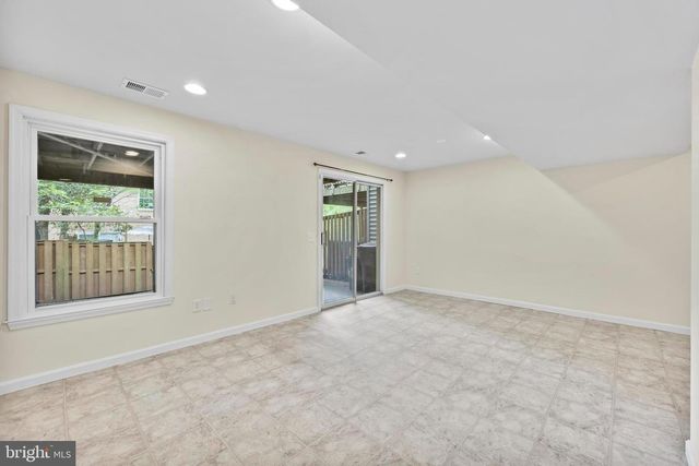 6022 WESTBOURNE PL, Centreville, VA 20120