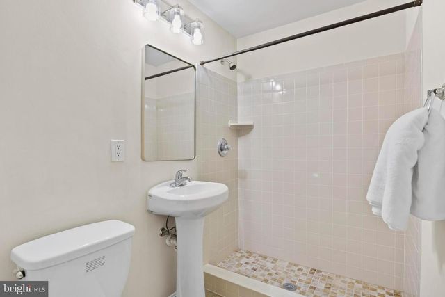 6022 WESTBOURNE PL, Centreville, VA 20120