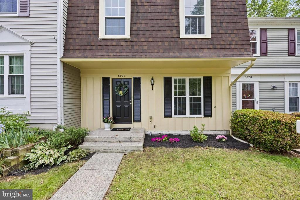 6022 WESTBOURNE PL, Centreville, VA 20120