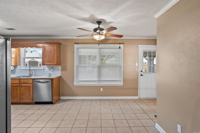 19 Buttercup Lane, Cabot, AR 72023