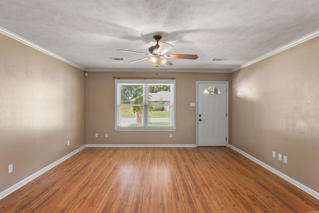 19 Buttercup Lane, Cabot, AR 72023