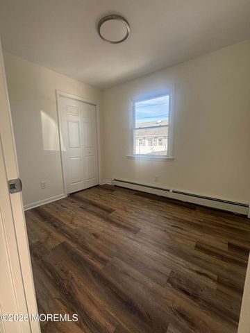 25 Oceanview Avenue Front, Keansburg, NJ 07734