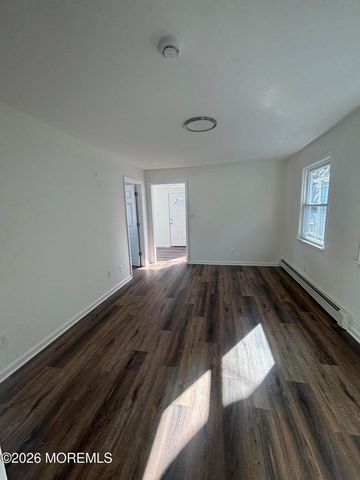 25 Oceanview Avenue Front, Keansburg, NJ 07734