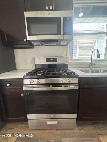 25 Oceanview Avenue Front, Keansburg, NJ 07734