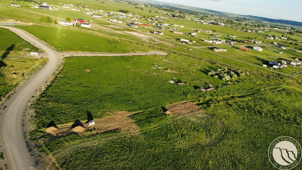 L9B2 Rio Lobo Circle, Shepherd, MT 59079