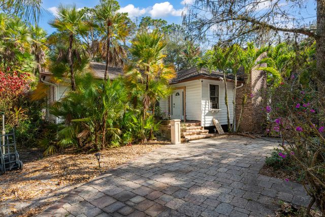 16446 E Aintree Drive, The Acreage, FL 33470