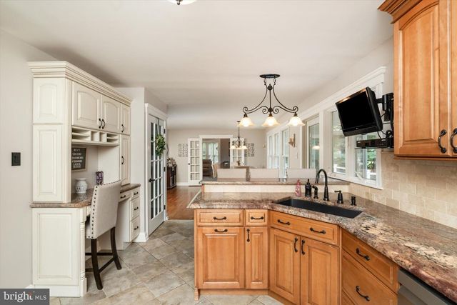 111 LAUREL DR, Robbinsville, NJ 08691