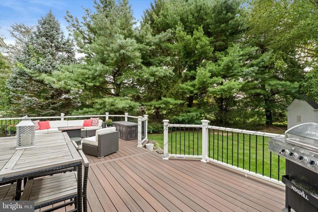 111 LAUREL DR, Robbinsville, NJ 08691