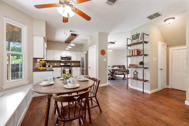 901 Forest TRL, Cedar Park, TX 78613