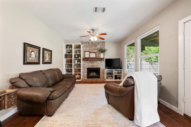 901 Forest TRL, Cedar Park, TX 78613