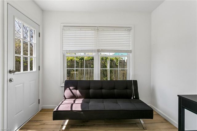 307 N First ST, Hampton, VA 23664