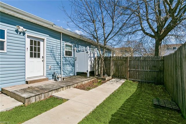 307 N First ST, Hampton, VA 23664