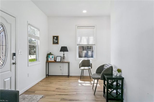 307 N First ST, Hampton, VA 23664