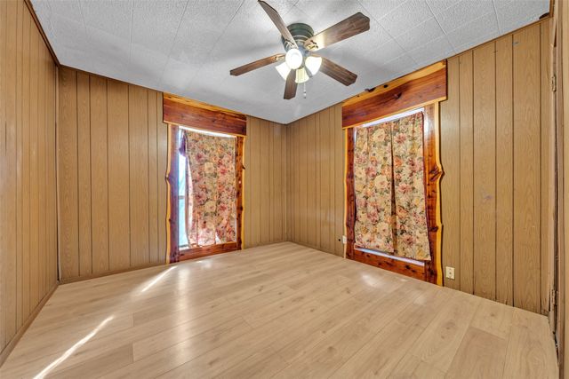 5920 Walnut Creek Drive, Granbury, TX 76049