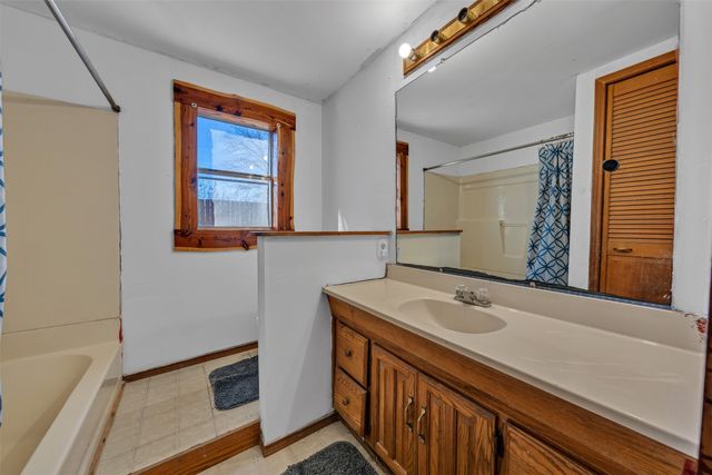 5920 Walnut Creek Drive, Granbury, TX 76049