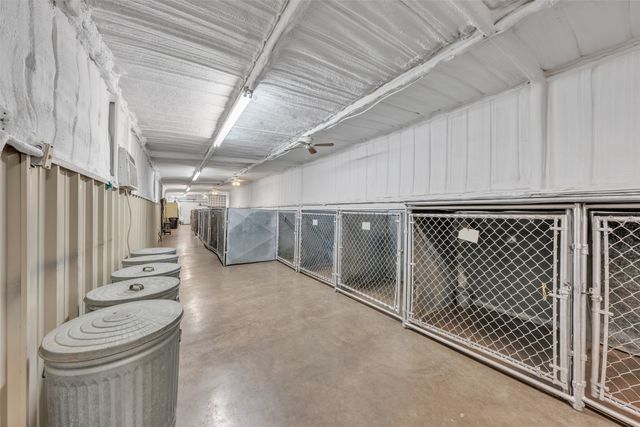 5920 Walnut Creek Drive, Granbury, TX 76049