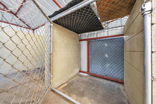 5920 Walnut Creek Drive, Granbury, TX 76049