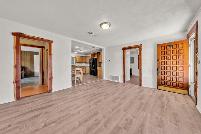 5920 Walnut Creek Drive, Granbury, TX 76049