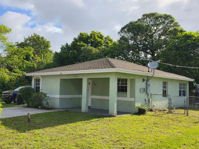 700 NW 19th Ter, Fort Lauderdale, FL 33311