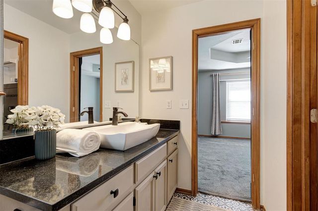 712 SW 153rd Street, Oklahoma City, OK 73170