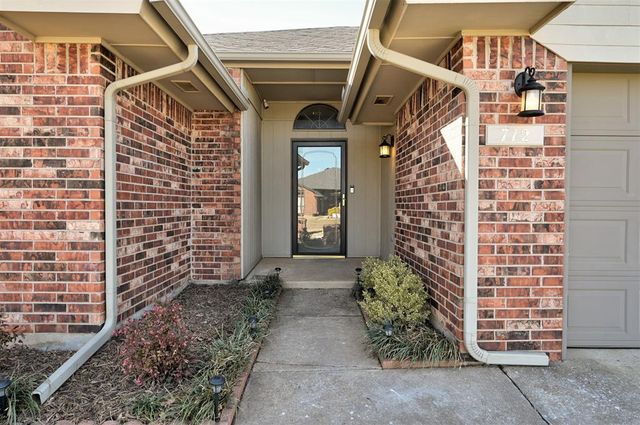 712 SW 153rd Street, Oklahoma City, OK 73170