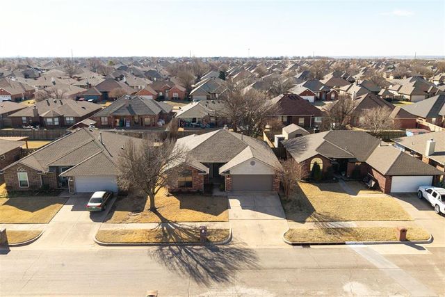 712 SW 153rd Street, Oklahoma City, OK 73170