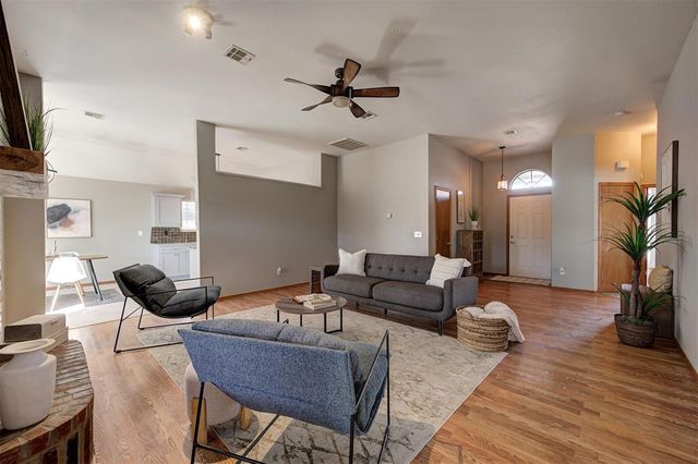 712 SW 153rd Street, Oklahoma City, OK 73170