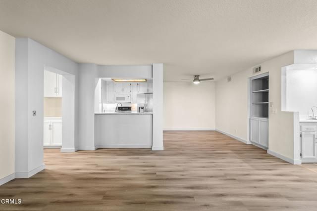 2202 Martinique Lane, Oxnard, CA 93035