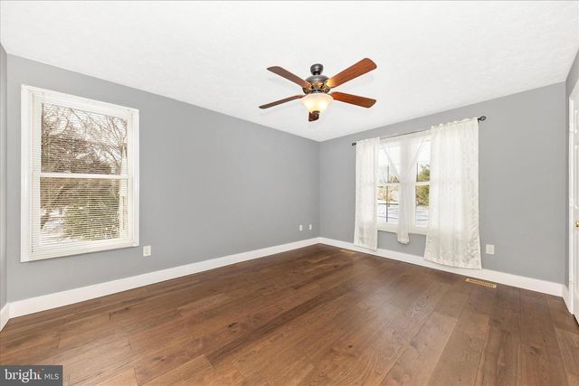 2160 COLLINGWOOD LN, Frederick, MD 21702