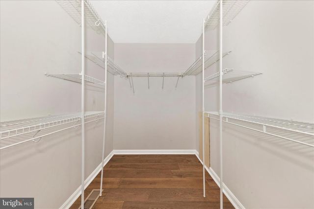 2160 COLLINGWOOD LN, Frederick, MD 21702