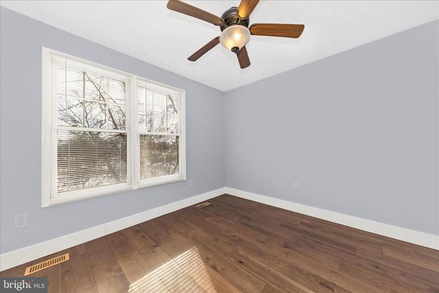 2160 COLLINGWOOD LN, Frederick, MD 21702