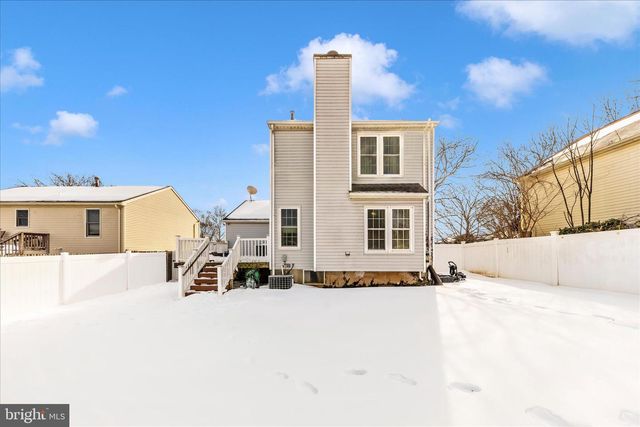 2160 COLLINGWOOD LN, Frederick, MD 21702