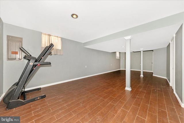 2160 COLLINGWOOD LN, Frederick, MD 21702