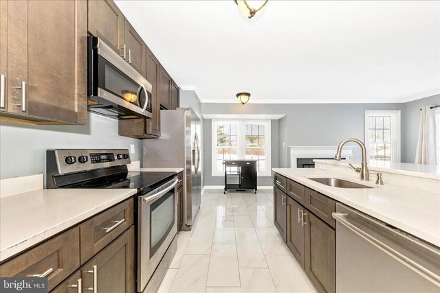 2160 COLLINGWOOD LN, Frederick, MD 21702