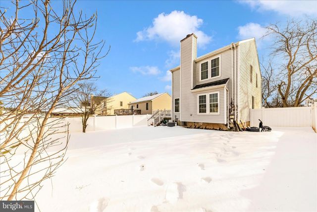 2160 COLLINGWOOD LN, Frederick, MD 21702