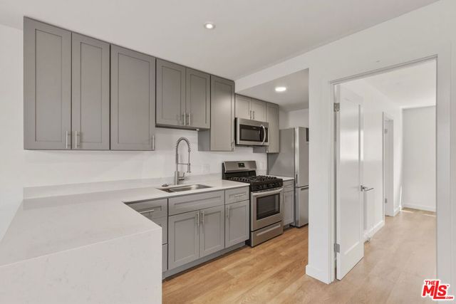 1427 9th Street H, Santa Monica, CA 90401