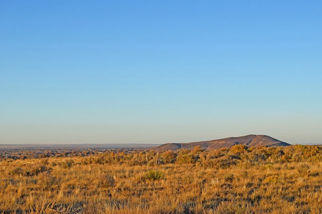 Lot 1-2 Rio Del Oro 61, Los Lunas, NM 87031