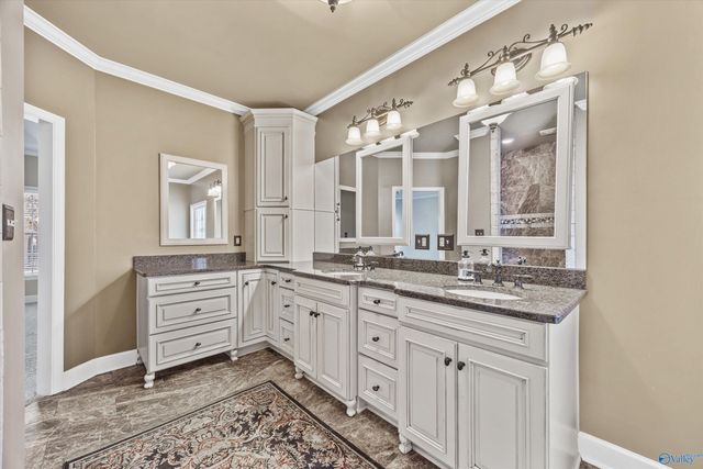 3016 Tantallon Drive, Owens Cross Roads, AL 35763