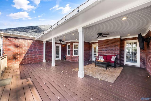 3016 Tantallon Drive, Owens Cross Roads, AL 35763