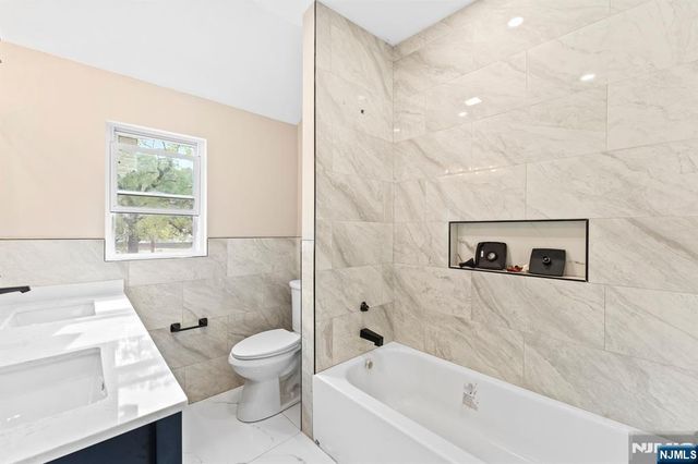 140 Brookside Avenue, Irvington, NJ 07111