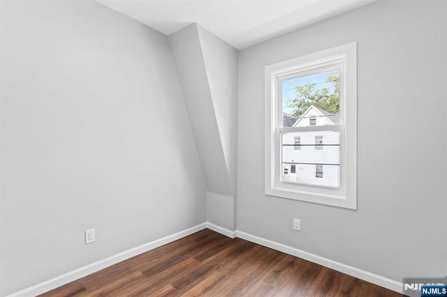 140 Brookside Avenue, Irvington, NJ 07111