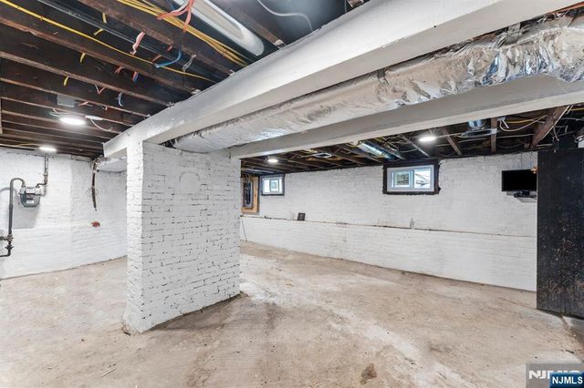 140 Brookside Avenue, Irvington, NJ 07111